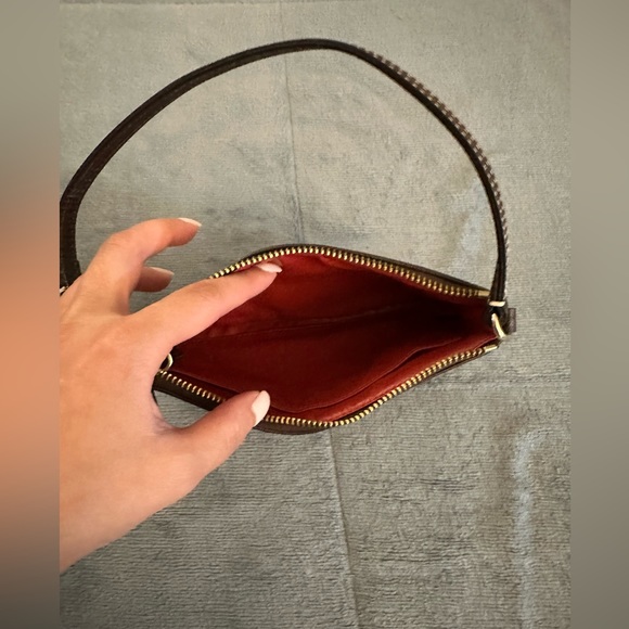 NWOT - Dooney and Bourke small logo canvas wristlet purse - Picture 4 of 4